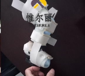 下肢矯形器